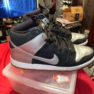Nike SB Dunk “Tin Man”